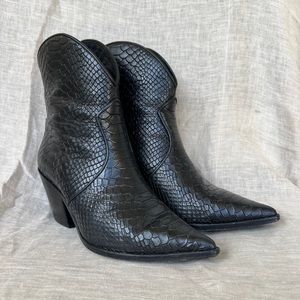 Anine Bing Easton crocodile boots size 8